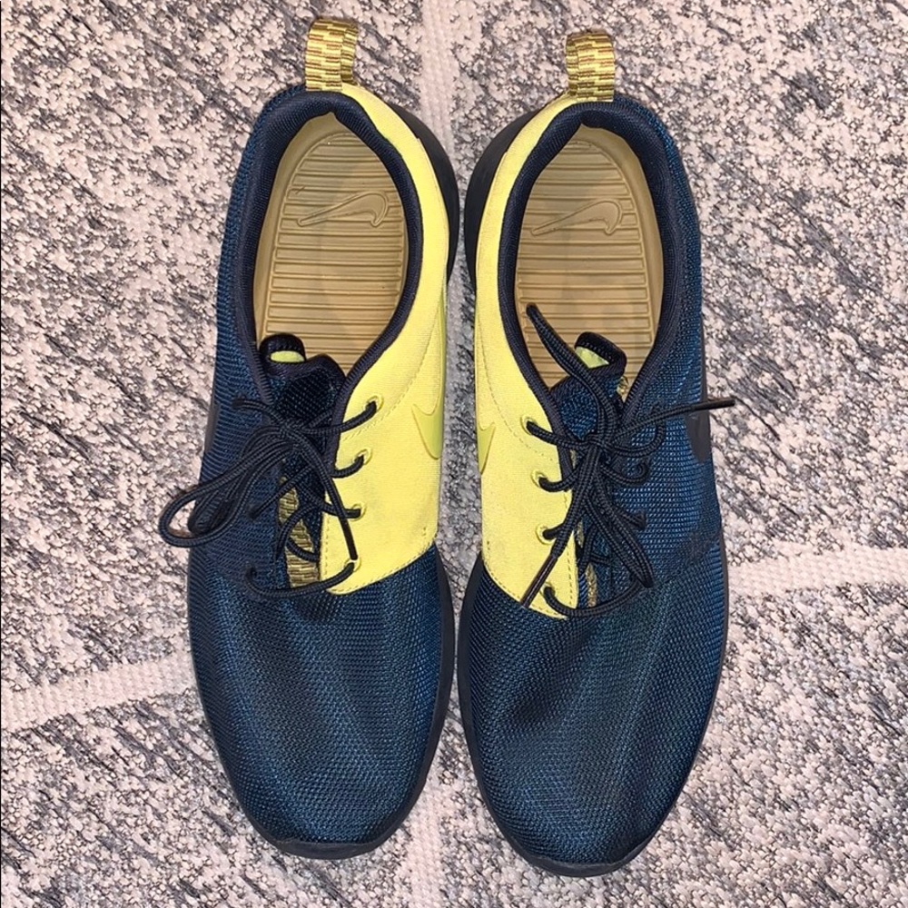 nike roshe run